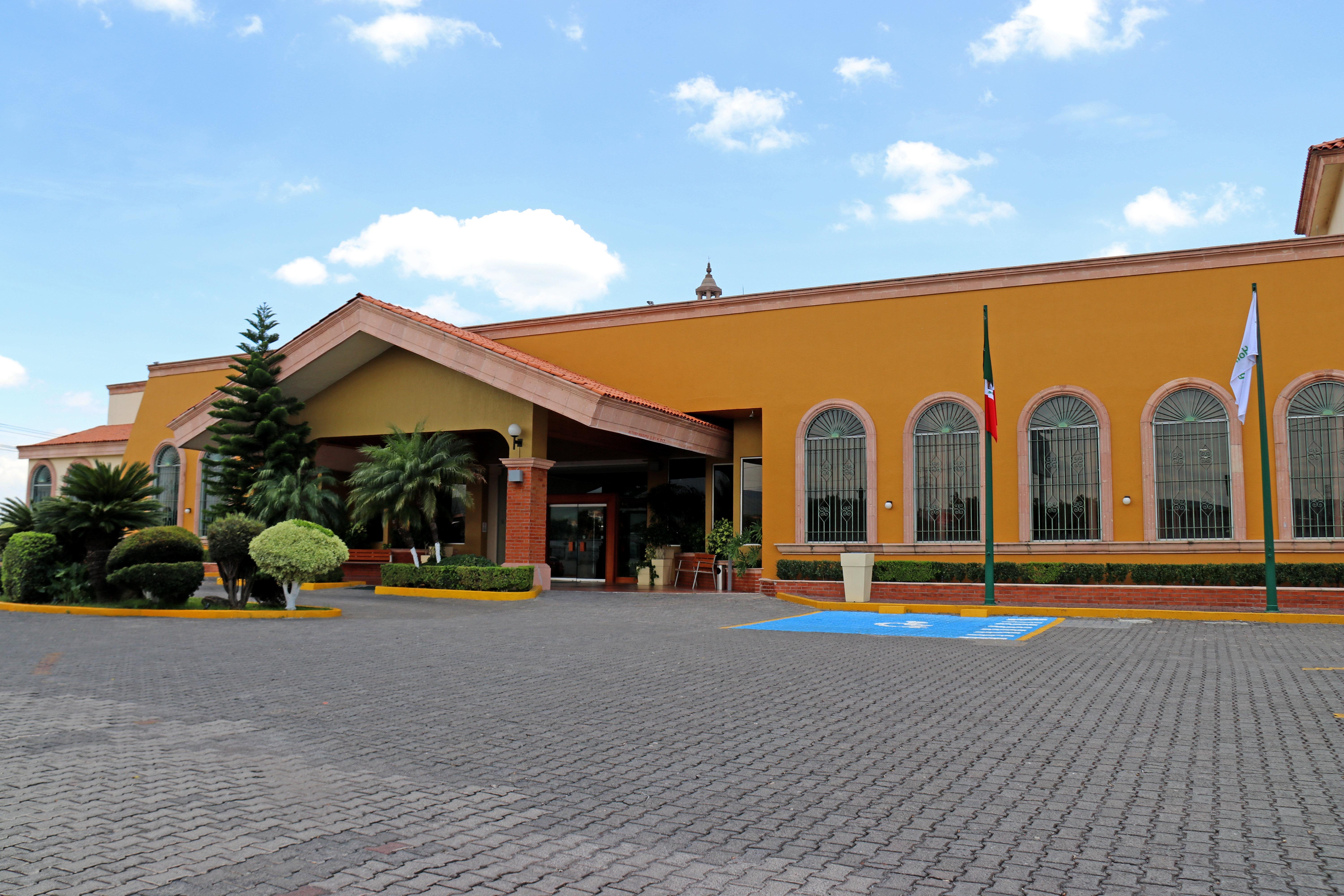 Holiday Inn La Piedad By Ihg Exterior photo
