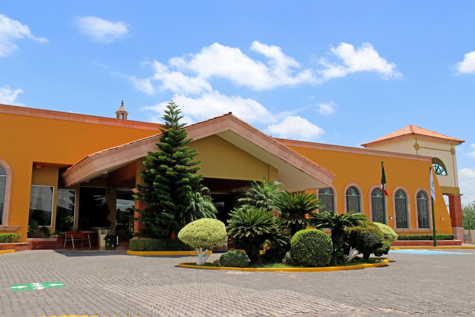 Holiday Inn La Piedad By Ihg Exterior photo