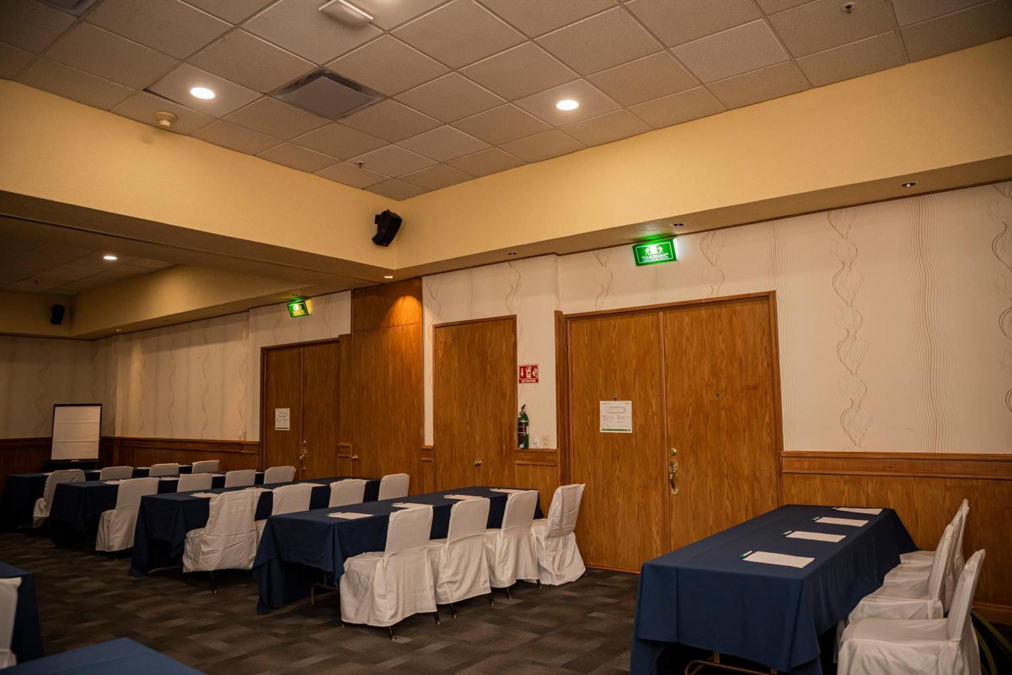 Holiday Inn La Piedad By Ihg Exterior photo