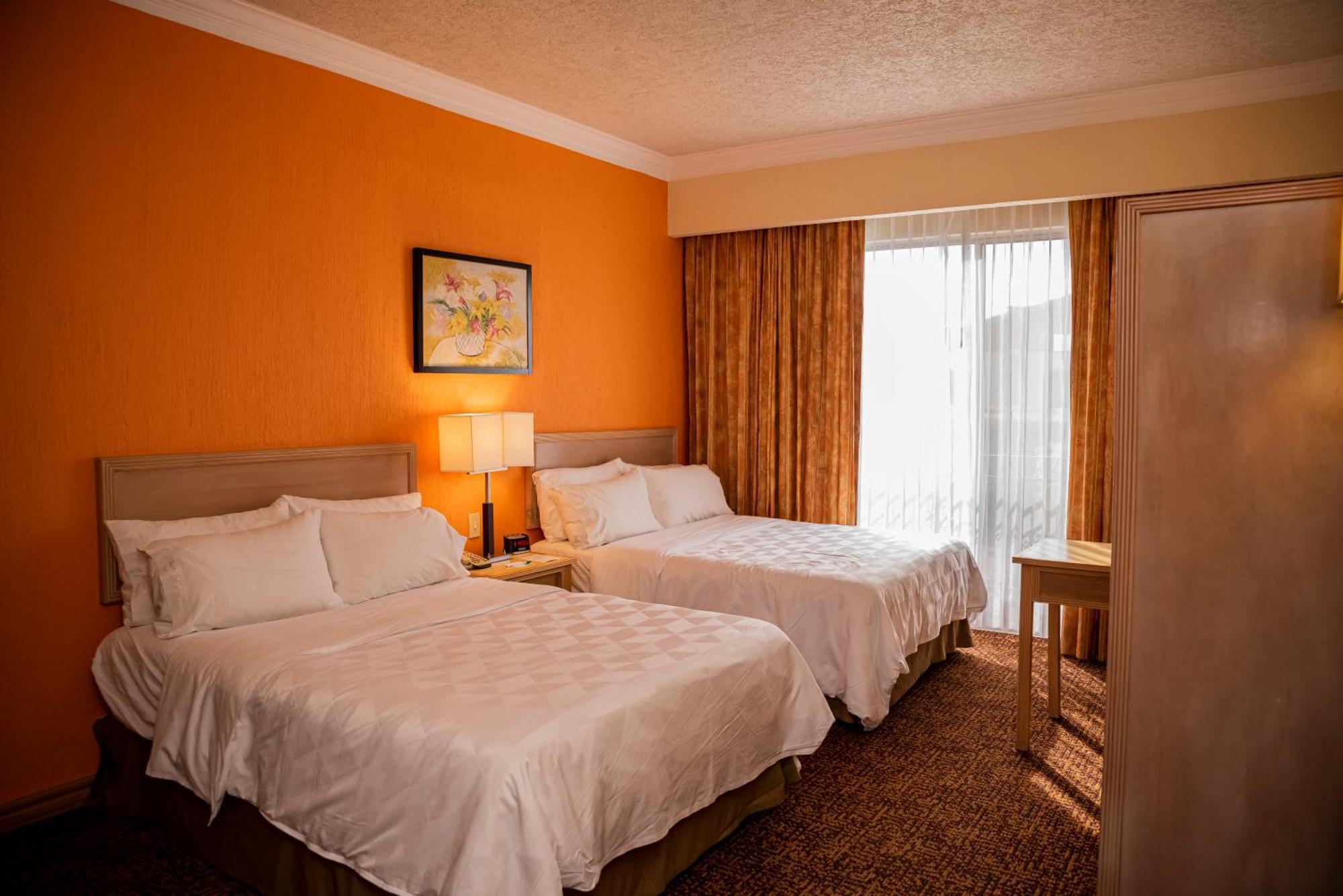 Holiday Inn La Piedad By Ihg Exterior photo